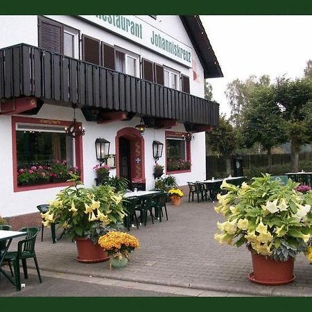 Hotel-Restaurant Johanniskreuz Trippstadt Exterior foto